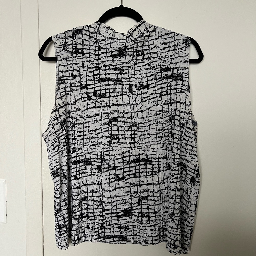 Lightweight mock neck Zara tunic